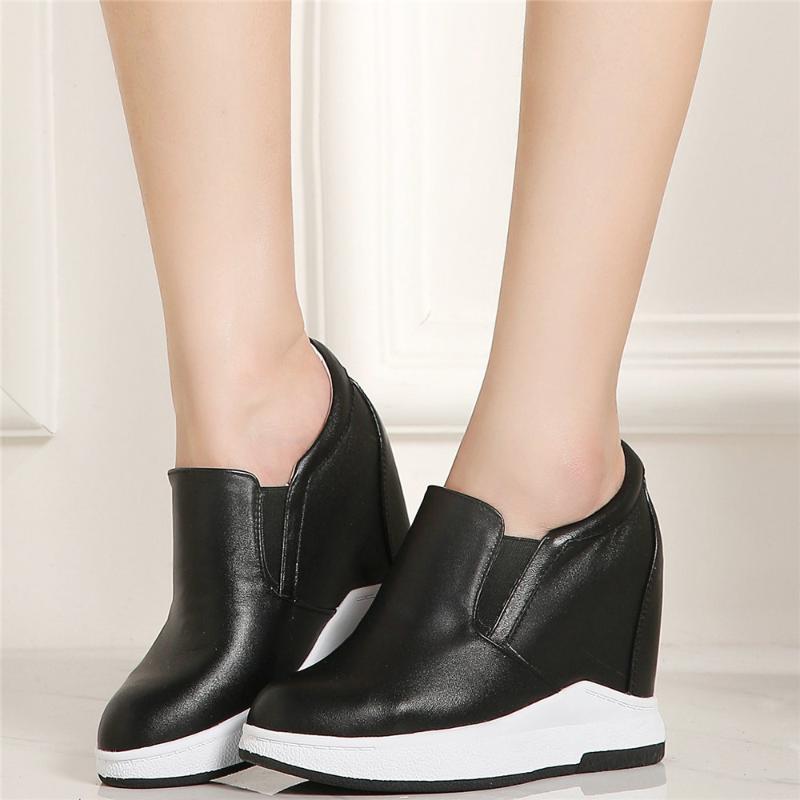 Low Top Fashion Sneakers Women Genuine Leather Wedges High Heel Ankle Boots Female Round Toe Platform Oxfords Shoes Casual Shoes, Black
Low Top Fashion Sneakers Women Genuine Leather Wedges High Heel Ankle Boots Female Round Toe Platform Oxfords Shoes Casual Shoes, Black