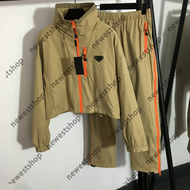 2022 Luxury womens designers tracksuits mens casual Working jacket pants letter print Tracksuit Streetwear women Orange zipper stripe sport suit, Khaki
2022 Luxury womens designers tracksuits mens casual Working jacket pants letter print Tracksuit Streetwear women Orange zipper stripe sport suit, Khaki