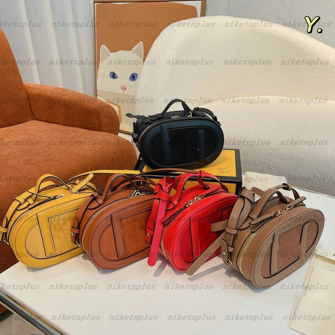 ROMA Mini Camera Case Round Oval Bag Designer Canvas Womens Beige Suede Shoulder Bags Leather Body Handbag Women Luxurys CrossBody Hand bag, Dont sell it alone
ROMA Mini Camera Case Round Oval Bag Designer Canvas Womens Beige Suede Shoulder Bags Leather Body Handbag Women Luxurys CrossBody Hand bag, Dont sell it alone