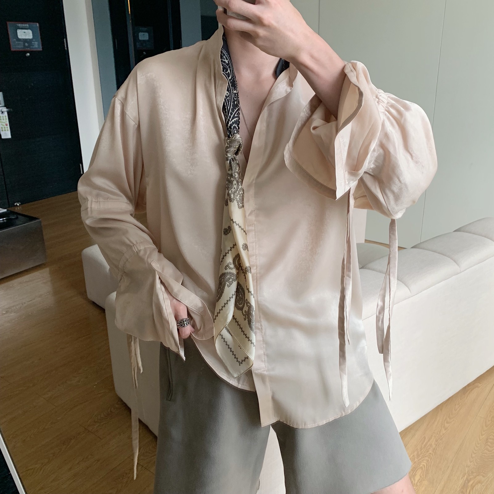 2021 Shirt Releases Neutral New Style, Silk Matted Handkerchief Shiny Scarf. 7P8N, 12
2021 Shirt Releases Neutral New Style, Silk Matted Handkerchief Shiny Scarf. 7P8N, 12