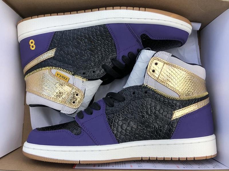 2020 New 1 Jumpman Mamba Mens Basketball Shoes 1s Lakers Mens Trainers Sports Sneakers size 7-13
2020 New 1 Jumpman Mamba Mens Basketball Shoes 1s Lakers Mens Trainers Sports Sneakers size 7-13