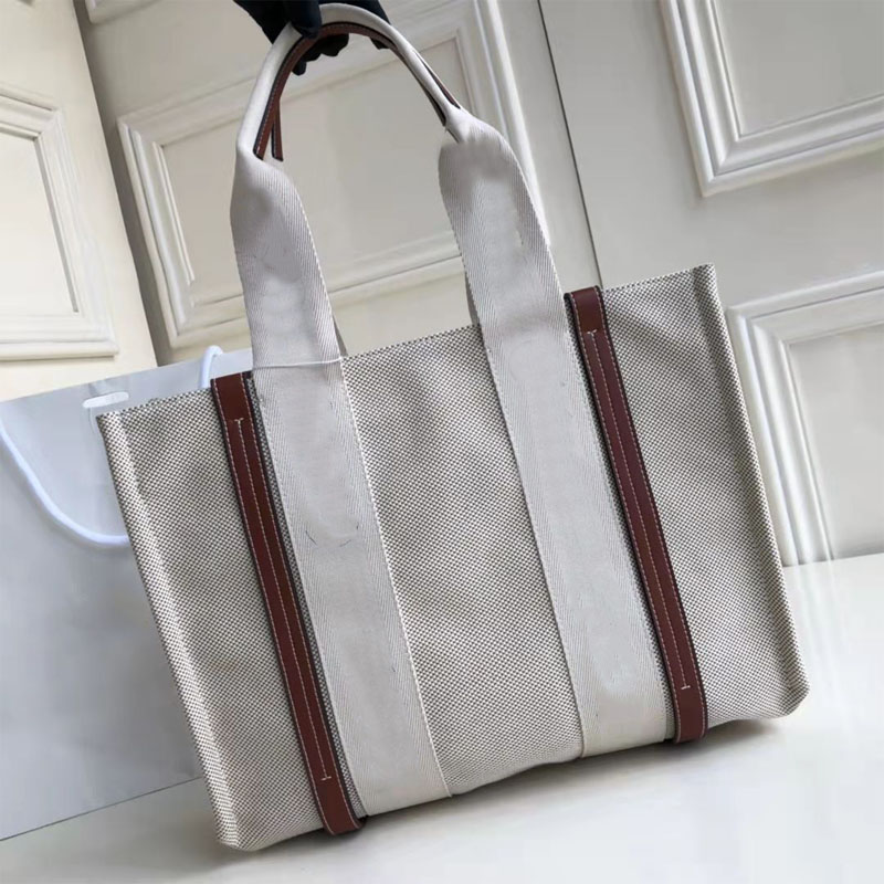 2022 Luxurys Designer Totes Womens Bag Canvas Embroidery Shopping Bags Plain Canva Letter Open Soft Bucket Solid Large Capacity Single Tote GM Size Large Oversize, Brown
2022 Luxurys Designer Totes Womens Bag Canvas Embroidery Shopping Bags Plain Canva Letter Open Soft Bucket Solid Large Capacity Single Tote GM Size Large Oversize, Brown