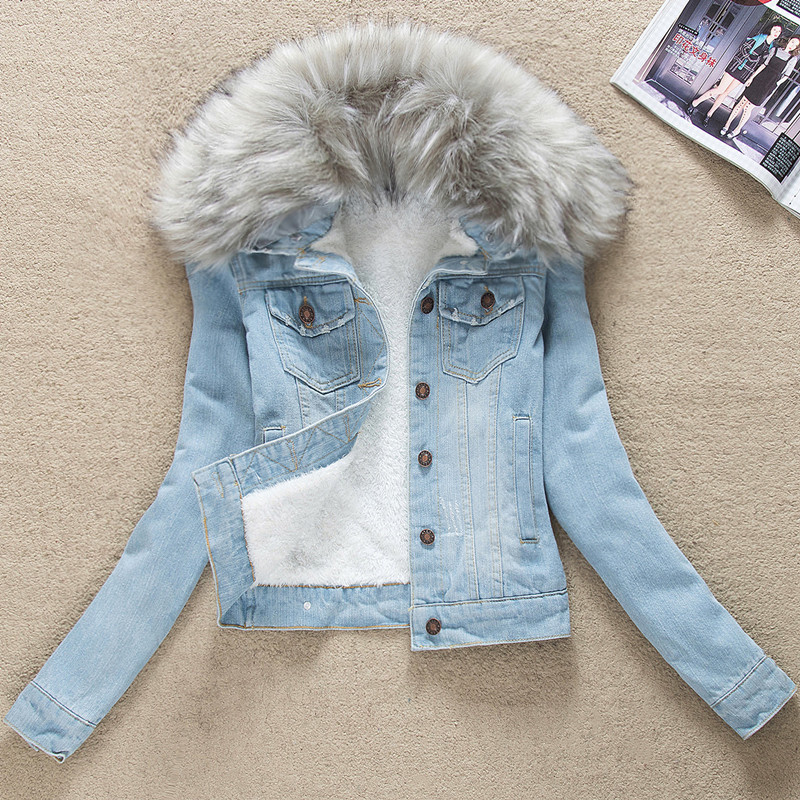 Denim Jackets Fur Collar Hooded Warm Parka Winter Jacket Women Lamb Fur Padded Denim Outwear Female Plus Velvet Coat ZO012 201026