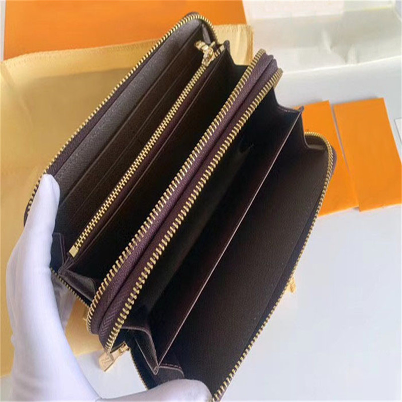 wallet Women's Double zipper Female Designer Purse Fashion Card Holder Pocket Long Women Bag with Box 19x10cm, White plaid
wallet Women's Double zipper Female Designer Purse Fashion Card Holder Pocket Long Women Bag with Box 19x10cm, White plaid