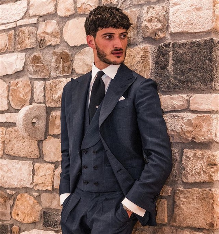 3-piece Mens Suits Black Plaid Groom Tuxedos Handsome Lapel Bridegroom Wedding Suit Formal Wear For Best Men Wedding Tuxedos