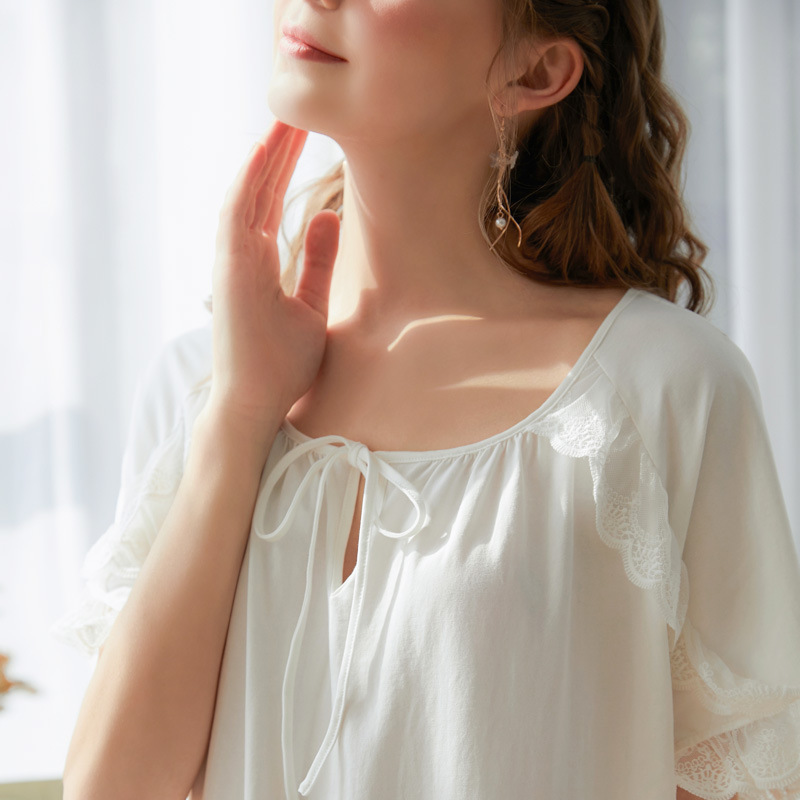 White Lace Stitching Sleeping Gowns Women's Shortsleeved Square Collar Wide Loose Long Nightdress Cotton Sweet Retro Night Gown T200429