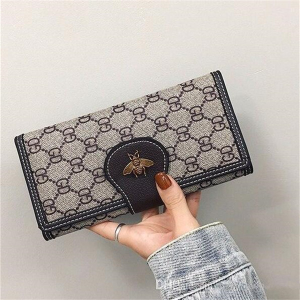 Factory wholesale women bag retro woven long wallet personalized hollowed out brand wallets fashion Embossed Leather Womens handbag, Brown2(boutique box)
Factory wholesale women bag retro woven long wallet personalized hollowed out brand wallets fashion Embossed Leather Womens handbag, Brown2(boutique box)