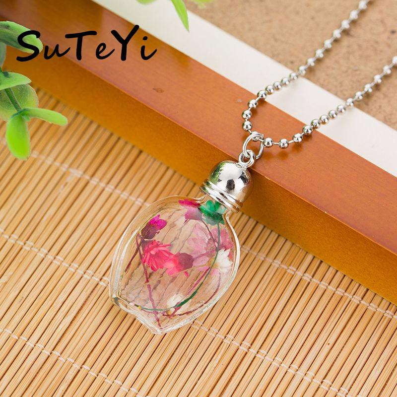 SUTEYI 2021 fashion Glass Bottle Necklace Ball Chain Red White Green Dried Flower Heart Pendant Transparent statement necklace
SUTEYI 2021 fashion Glass Bottle Necklace Ball Chain Red White Green Dried Flower Heart Pendant Transparent statement necklace