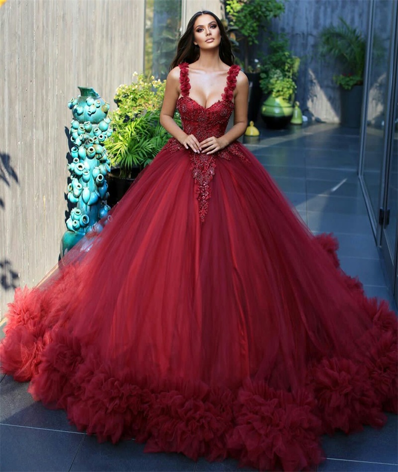 Red Puffy Prom Dresses Spaghetti Appliqued Lace Beads Ruffles Tulle Chic Evening Dresses Sweep Train Custom Made Muslim Formal Party Gowns