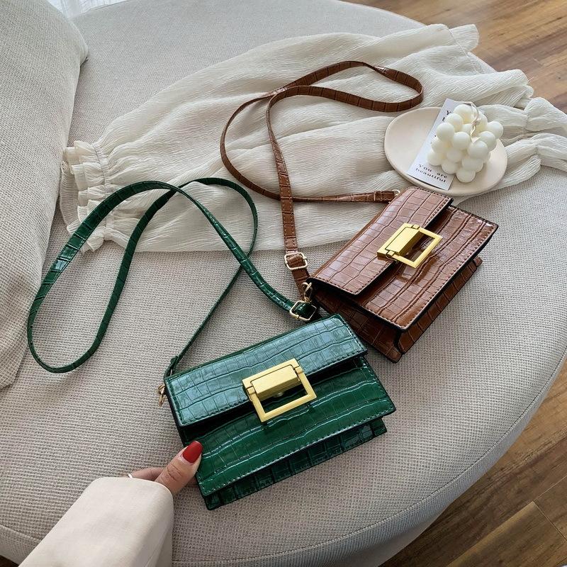 Crocodile Pattern Chains Bag For Women Designer Crossbody Bags Luxury Shoulder Bags 2021 Purses And Handbags bolsa feminina, Black
Crocodile Pattern Chains Bag For Women Designer Crossbody Bags Luxury Shoulder Bags 2021 Purses And Handbags bolsa feminina, Black