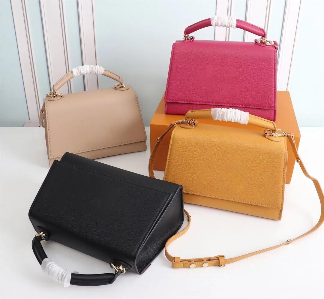Designer 2020 New handbags women famous shoulder bag Luxurys Designers Bags purses chain fashion crossbody bag detachable shoulder strap
Designer 2020 New handbags women famous shoulder bag Luxurys Designers Bags purses chain fashion crossbody bag detachable shoulder strap
