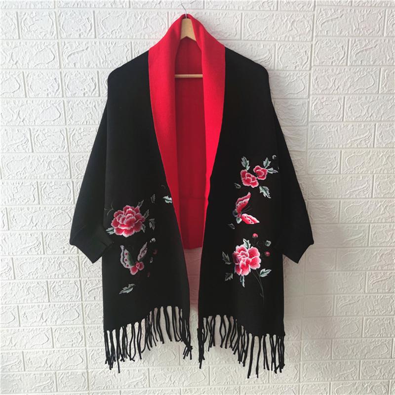 Scarves Moda 2021 Autumn And Winter Peony Embroidery Imitation Cashmere Shawl With Sleeves Elegant All-Match Bat Shirt Cloak Scarf
Scarves Moda 2021 Autumn And Winter Peony Embroidery Imitation Cashmere Shawl With Sleeves Elegant All-Match Bat Shirt Cloak Scarf