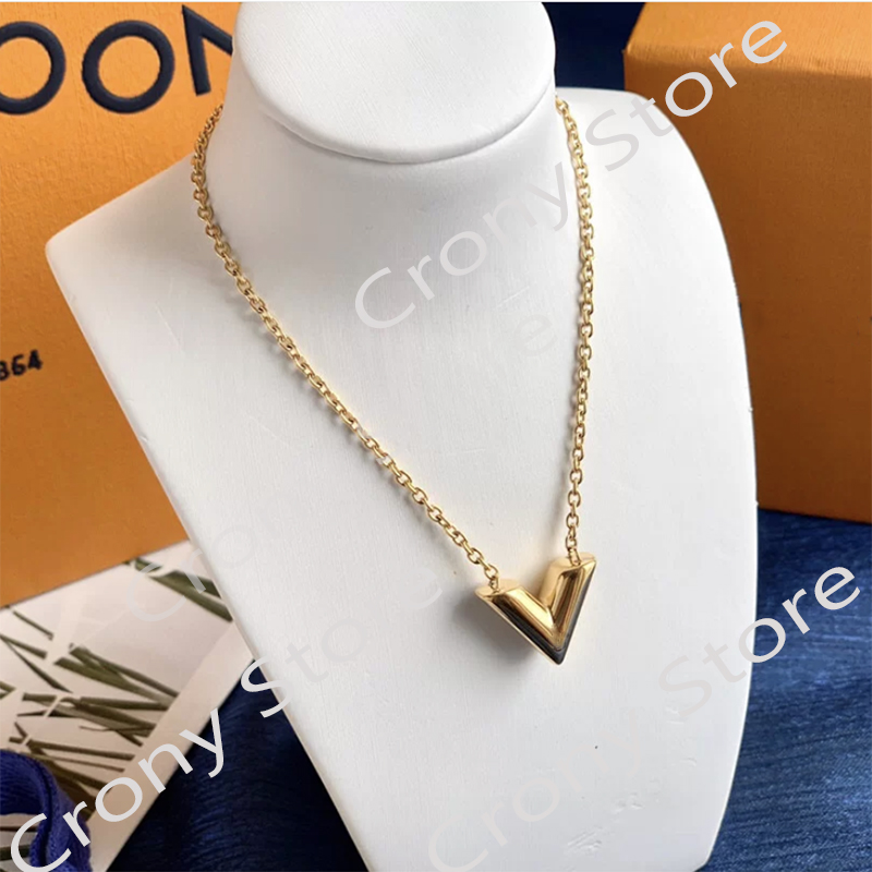 Luxury Brand Designer Pendant Charm Bracelets Gold Love V Necklace Women Rings Bracelet Bangles Pendants Titanium lovers chain Heart With Box
Luxury Brand Designer Pendant Charm Bracelets Gold Love V Necklace Women Rings Bracelet Bangles Pendants Titanium lovers chain Heart With Box