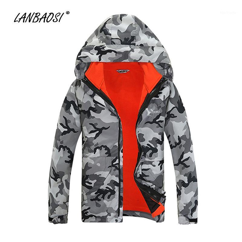 LANBAOSI Outdoor Hardshell Jackets for Men/Women Camo Double Layer Thermal Windproof Waterproof Hiking Skiing Climbing Coat1, Green
LANBAOSI Outdoor Hardshell Jackets for Men/Women Camo Double Layer Thermal Windproof Waterproof Hiking Skiing Climbing Coat1, Green