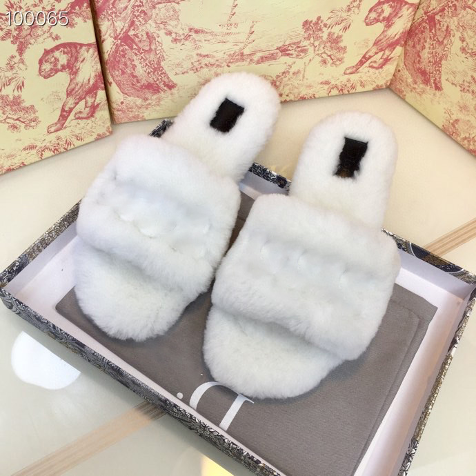 Brand Design Embroidery Women 100% Australia Sheep Wool Slippers Fashion Winter Cow Leather Fur Moccasins Flats Indoor Warm Home Shoe,35-42, Shoe box
Brand Design Embroidery Women 100% Australia Sheep Wool Slippers Fashion Winter Cow Leather Fur Moccasins Flats Indoor Warm Home Shoe,35-42, Shoe box