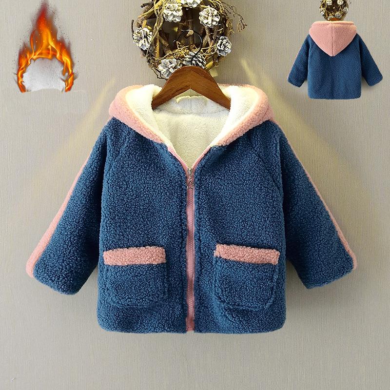 Girls Thick Coats Winter Berber Fleece Jackets Girls Outerwear Children Hooded Coat Zipper Jackets For Kids Winter Clothes, Blue
Girls Thick Coats Winter Berber Fleece Jackets Girls Outerwear Children Hooded Coat Zipper Jackets For Kids Winter Clothes, Blue