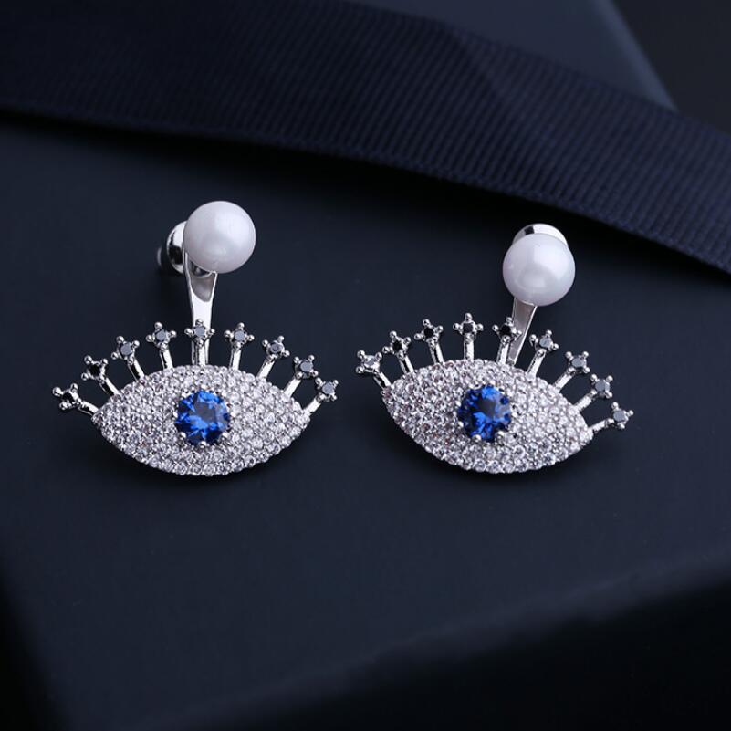New style Korean brand luxury micro-inlaid zircon pearl eye earrings jewelry temperament women high-end zircon s925 silver needle earrings
New style Korean brand luxury micro-inlaid zircon pearl eye earrings jewelry temperament women high-end zircon s925 silver needle earrings