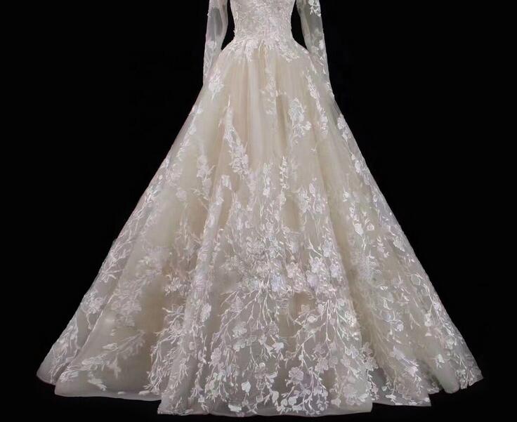 2021 Gorgeous Spring Autumn Floral Lace Wedding Dresses A Line Sexy Backless Illusion Long Sleeves Garden Bridal Gowns Train Bride Dress