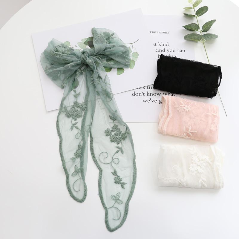 25X140CM Lace embroidered triangle scarf women elegant solid scarf for girl summer Hat decoration Joker Korea small wrist
25X140CM Lace embroidered triangle scarf women elegant solid scarf for girl summer Hat decoration Joker Korea small wrist