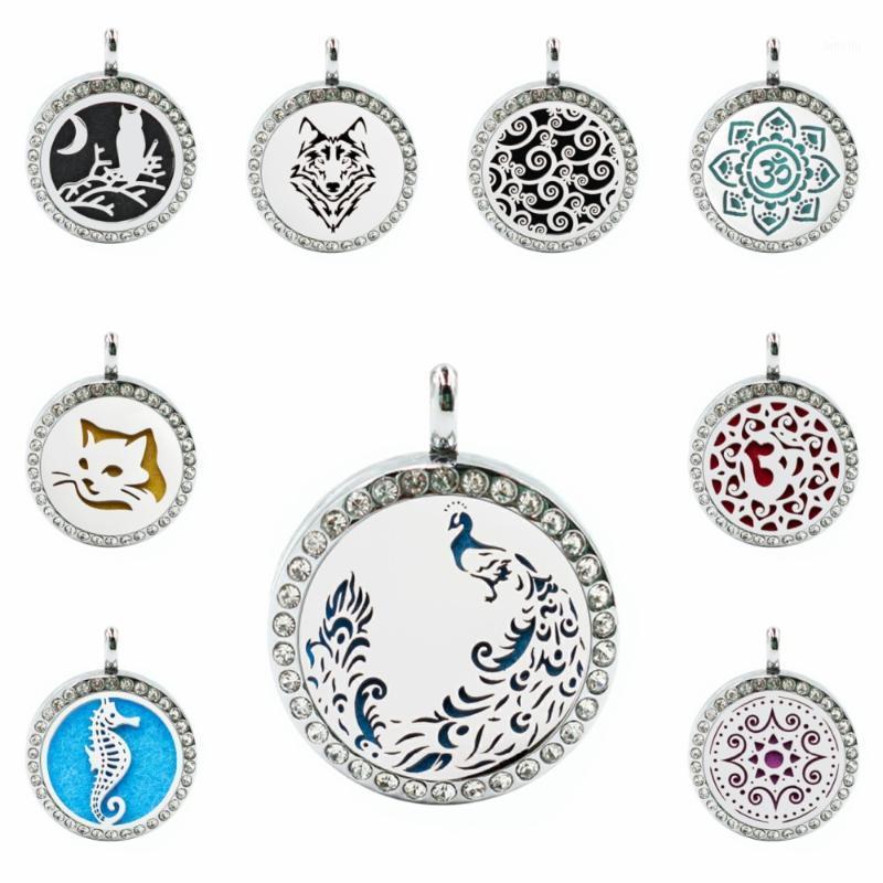 Peacock Sea Horse Rose Gold Black Color 25mm Crystal Essential Oil Perfume Diffuser Locket Necklace Pendant 1pc Pad1
Peacock Sea Horse Rose Gold Black Color 25mm Crystal Essential Oil Perfume Diffuser Locket Necklace Pendant 1pc Pad1