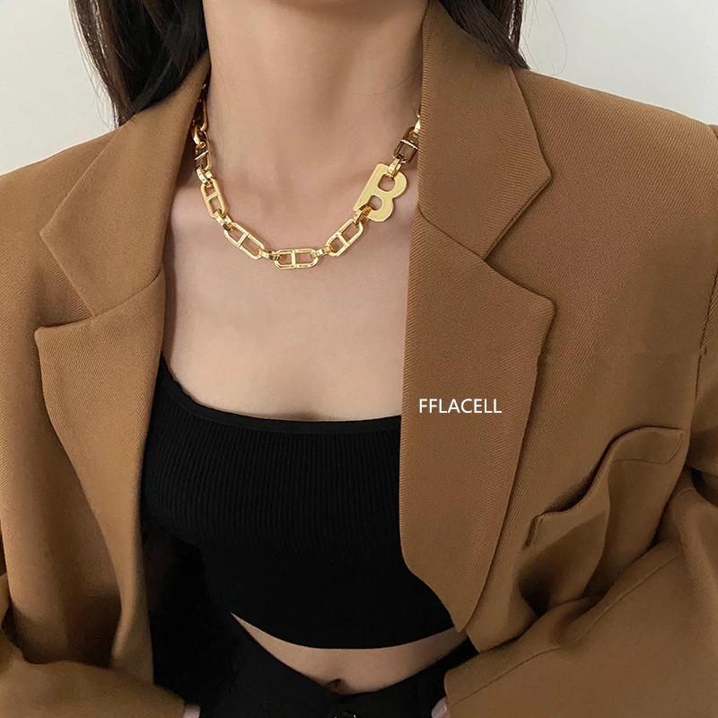 2020 Nieuwe Goud Zilver Kleur Metalen Geometrische Brief B Wide Chain Overdreven Sleutelbeen Keten Ketting Voor Vrouwen Sieraden
2020 Nieuwe Goud Zilver Kleur Metalen Geometrische Brief B Wide Chain Overdreven Sleutelbeen Keten Ketting Voor Vrouwen Sieraden