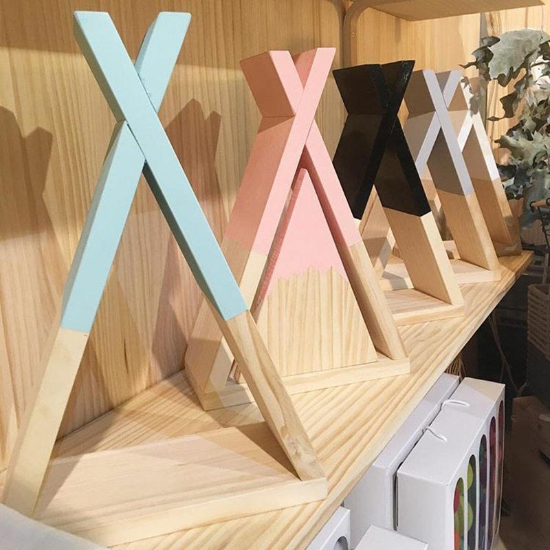 23x39cm Nordic X Shaped Wood Wall Shelf Home Decoration Background Wall Decoration Storage Rack Shelf Hanging Home Storage Rack1
23x39cm Nordic X Shaped Wood Wall Shelf Home Decoration Background Wall Decoration Storage Rack Shelf Hanging Home Storage Rack1