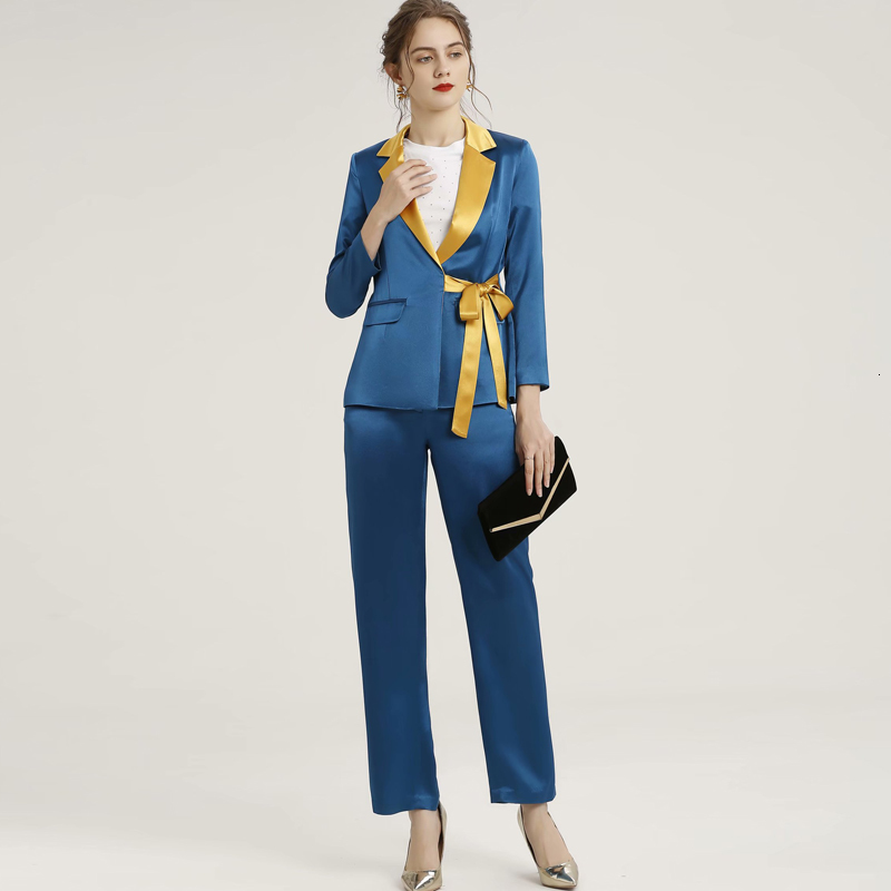 2021 New Autumn V-neck Style Long Sleeve Belt Satin Suit Thin Jacket Women's Britches of Two High Quality Pieces L6nz, Blue
2021 New Autumn V-neck Style Long Sleeve Belt Satin Suit Thin Jacket Women's Britches of Two High Quality Pieces L6nz, Blue