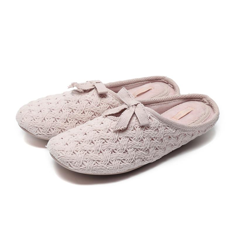 Knitted cotton slippers are soft, delicate, comfortable and warm, spring and autumn house slippers, women's bedroom slippers, Light pink
Knitted cotton slippers are soft, delicate, comfortable and warm, spring and autumn house slippers, women's bedroom slippers, Light pink