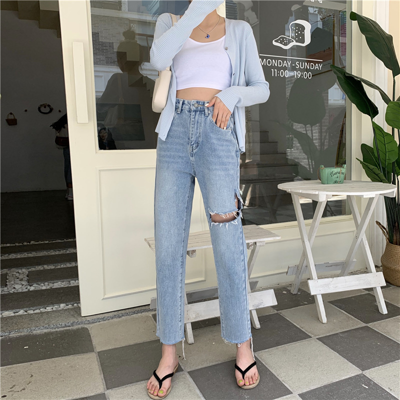 2021 New Spring and summer style leisure waist water wash burr show thin high straight pipe cut denim pants OI29, Blue
2021 New Spring and summer style leisure waist water wash burr show thin high straight pipe cut denim pants OI29, Blue