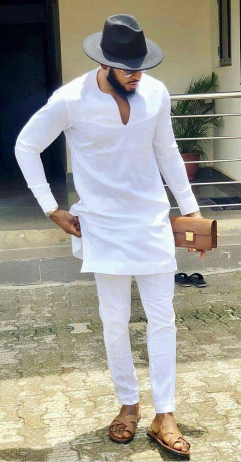 African clothes Man Shirts With Pants Fashion White Tops+Trousers Custom Made Men's Outfits African Pant Set For Party 201118
African clothes Man Shirts With Pants Fashion White Tops+Trousers Custom Made Men's Outfits African Pant Set For Party 201118