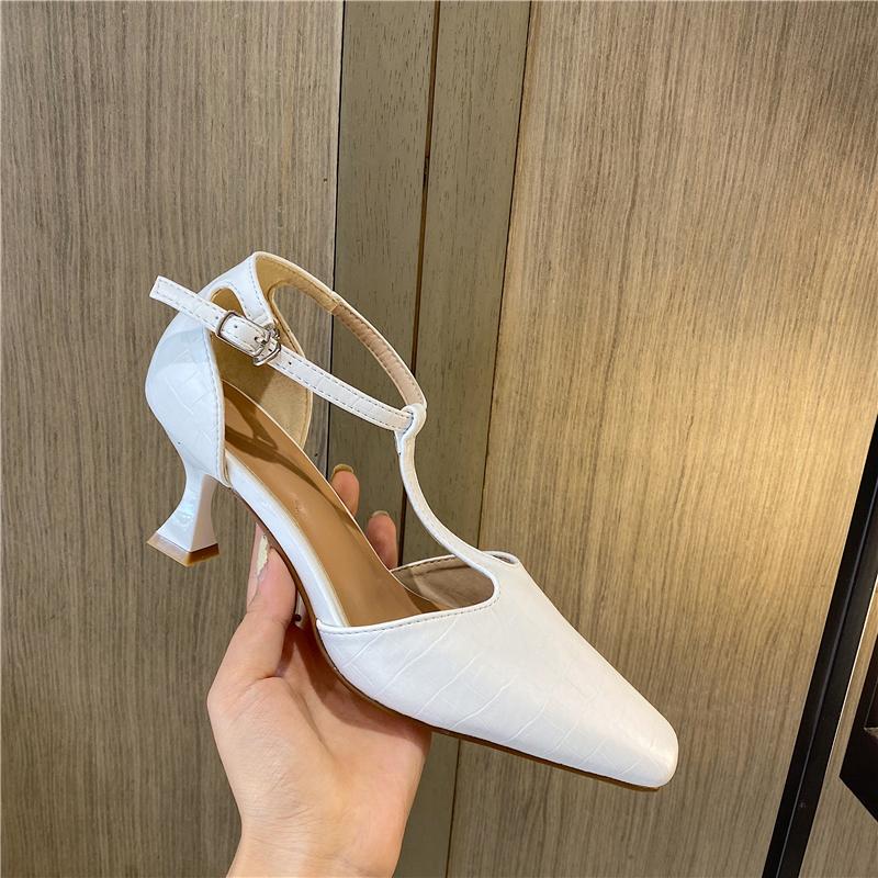 Women Shoes Pointed Toe Sandals T Strap Thin Mid Heels Slides Ankle Buckle Shoes Elegant Dress Pumps Shallow Sandals Slide, Green
Women Shoes Pointed Toe Sandals T Strap Thin Mid Heels Slides Ankle Buckle Shoes Elegant Dress Pumps Shallow Sandals Slide, Green