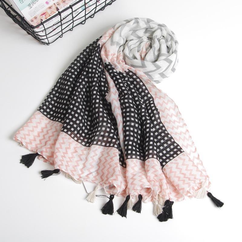 2020 spring and summer small fresh Korean version of sunscreen seaside silk scarf cotton lemon yellow ripple fringed scarf shawl
2020 spring and summer small fresh Korean version of sunscreen seaside silk scarf cotton lemon yellow ripple fringed scarf shawl