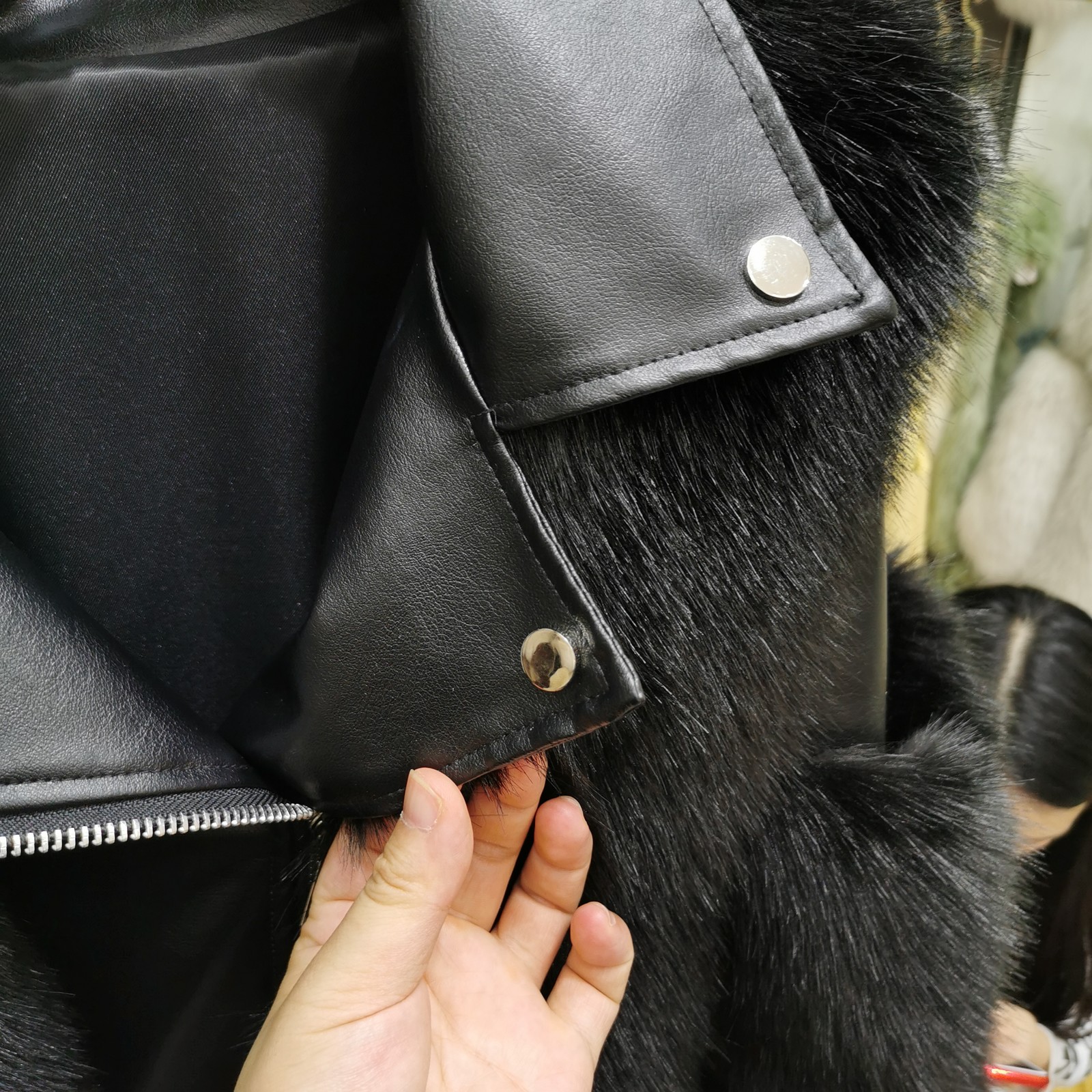 Women fur faux fur coat Ladies lapel stitching Fashion solid color fur jacket Ladies lapels faux leather fue coat LR97
