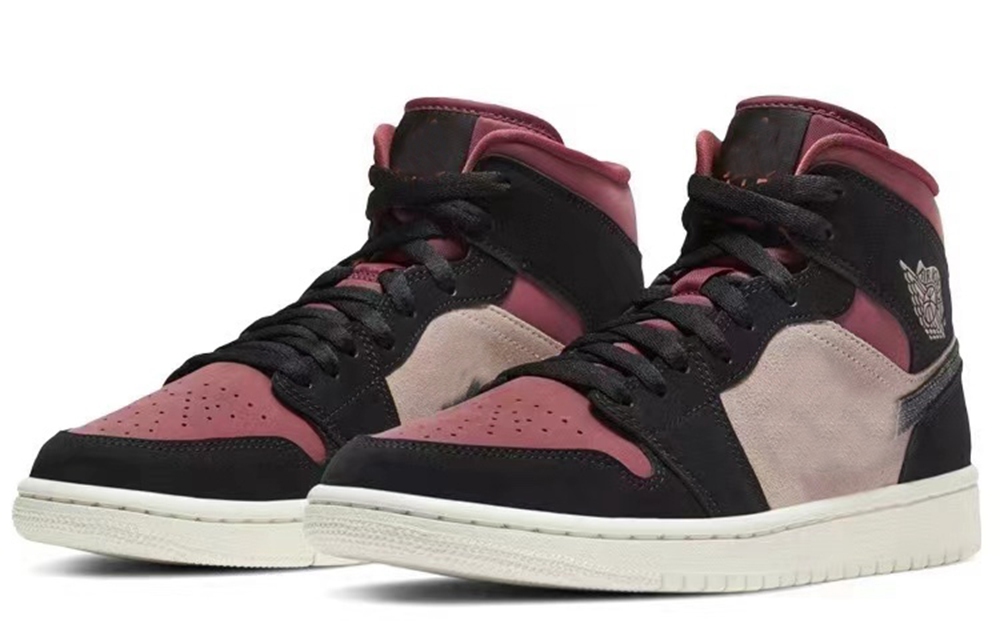 Top Quality Mid Men Womens Basketball Outdoor Shoes Mid GS 85 Rouge gouache 1s Zoom Trainers Sneakers With BOX, Red
Top Quality Mid Men Womens Basketball Outdoor Shoes Mid GS 85 Rouge gouache 1s Zoom Trainers Sneakers With BOX, Red