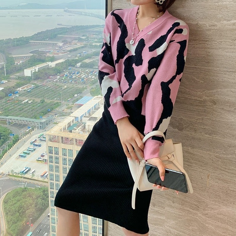 Women's Knitted Sweater Assemblies Standard Leopard Knit Leotard Cleavage Pullovers Solid Elastic Tops on Waist Up to the Knee Skirt X25B, Pink.
Women's Knitted Sweater Assemblies Standard Leopard Knit Leotard Cleavage Pullovers Solid Elastic Tops on Waist Up to the Knee Skirt X25B, Pink.