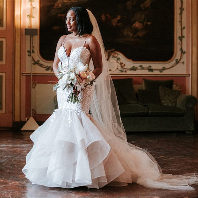 2021 New Sexy African Mermaid Gowns Drooled Hem Beading Appliqued Wedding Dress Mariage VCWT, Ivory
2021 New Sexy African Mermaid Gowns Drooled Hem Beading Appliqued Wedding Dress Mariage VCWT, Ivory