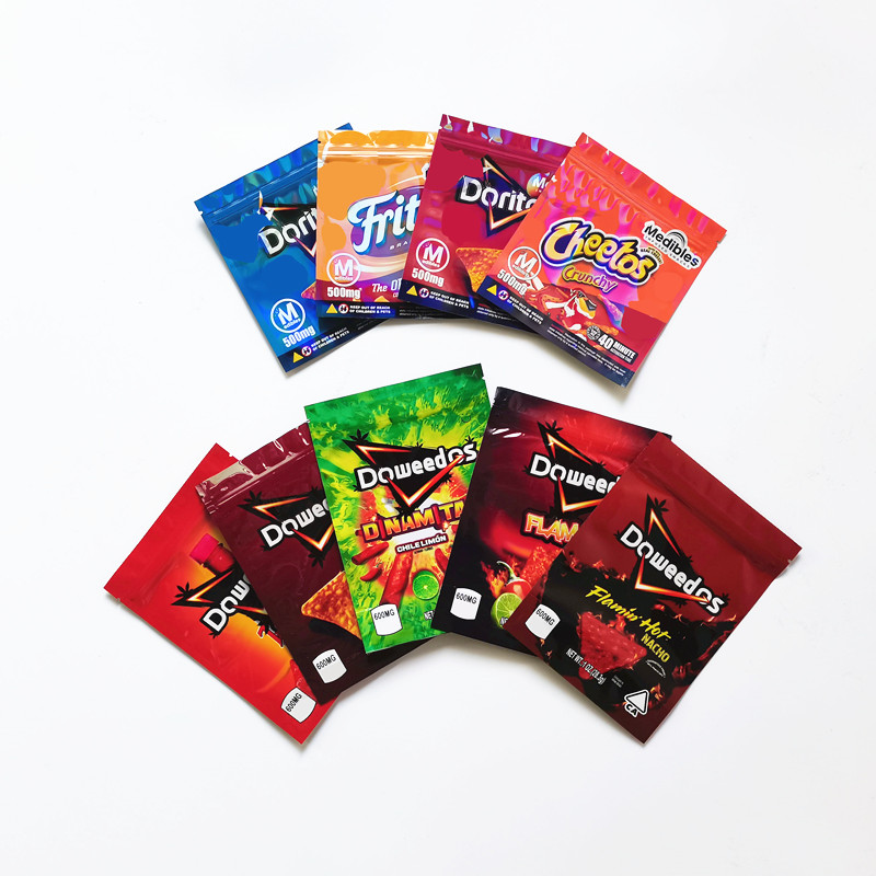 600mg Empty chips Doweedos Potato chips Bags Flamin Hot Nacho Spicy Chili DORITOS Cheese Worm Cheetos Packaging bag
600mg Empty chips Doweedos Potato chips Bags Flamin Hot Nacho Spicy Chili DORITOS Cheese Worm Cheetos Packaging bag