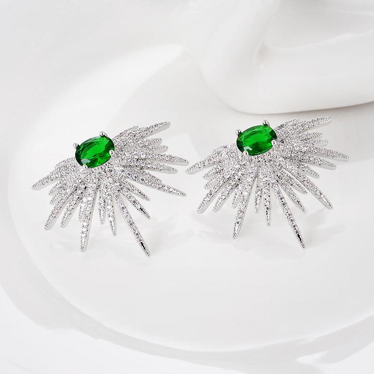 Punk Style Spike Earring Pave Cubic Zirconia brinco Green stone Sparkly Star Galaxy Stud Earrings Clear silver colour