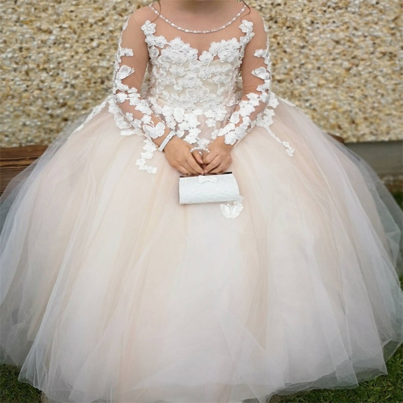 Princess Flower Girls Dresses Ball Gown Long Sleeves First Communion Dress Appliqued Lace Custom Made Sweep Train Kids Formal Wear