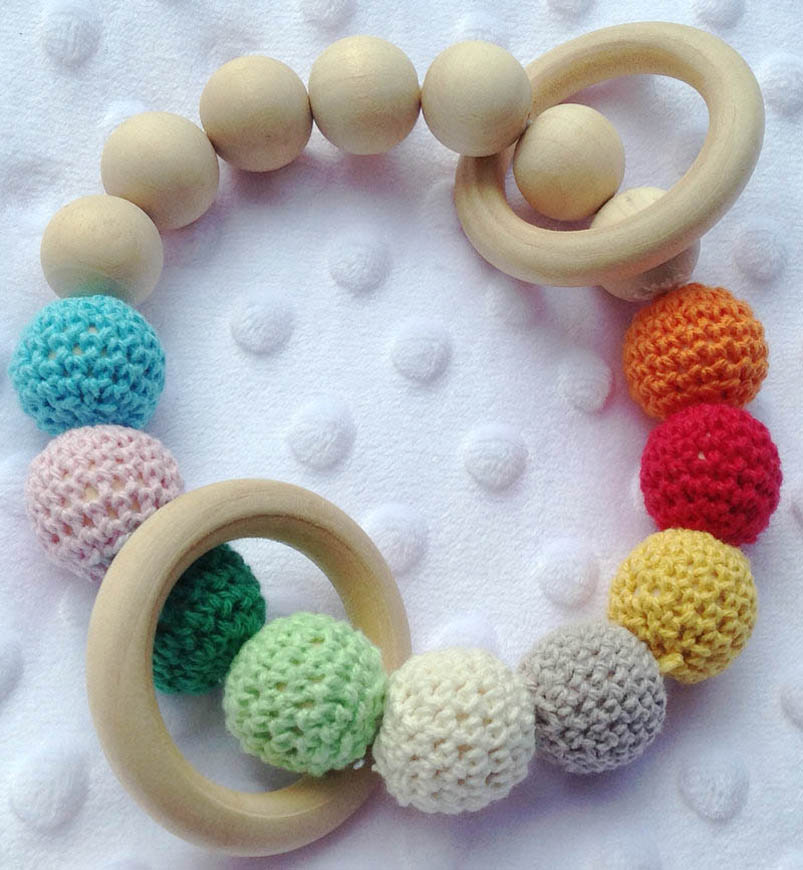 DIY Natural Wooden Ring Baby Teethers Infant Fingers Exercise Toys Beaded Soother baby teething Newborn Feeding B3714
DIY Natural Wooden Ring Baby Teethers Infant Fingers Exercise Toys Beaded Soother baby teething Newborn Feeding B3714