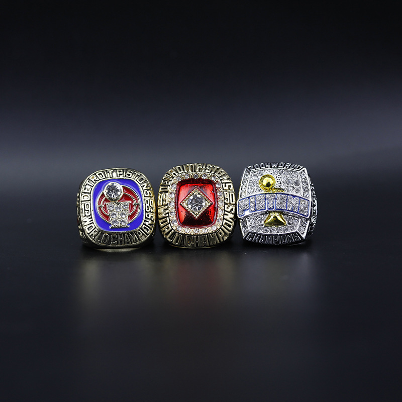 Wholesale Men fashion jewelry 3pcs Pistons championship ring alloy sports fans collection souvenirs Christmas friend gift
Wholesale Men fashion jewelry 3pcs Pistons championship ring alloy sports fans collection souvenirs Christmas friend gift
