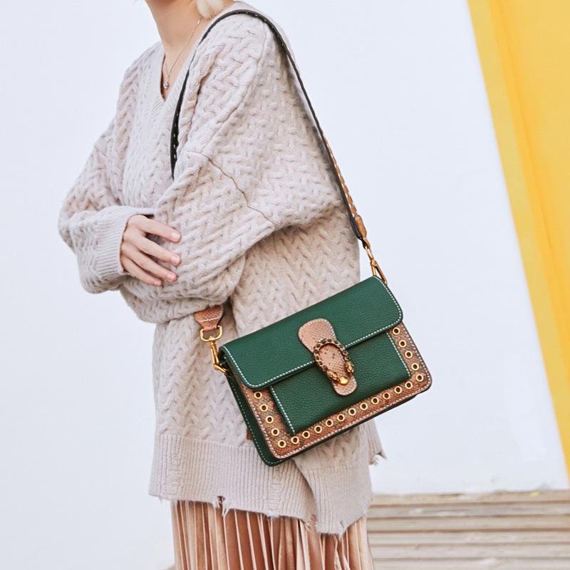 Women's Shoulder Bag Fashion Casual Small Square Bag Luxury 2021New Trend Wild Crossbody Messenger Handbags Solid Color Tote, Black
Women's Shoulder Bag Fashion Casual Small Square Bag Luxury 2021New Trend Wild Crossbody Messenger Handbags Solid Color Tote, Black