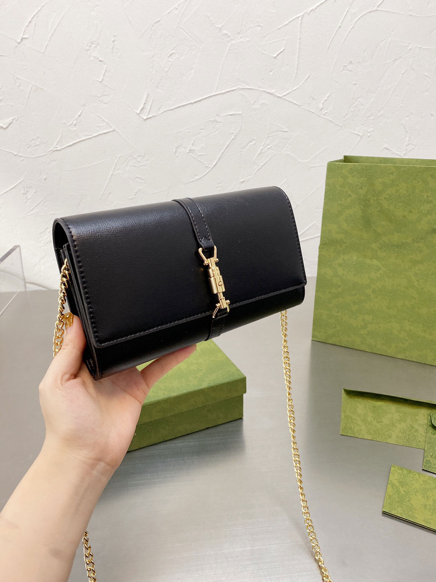 Top Quality Ladies Brand shopping bag Luxurys designers letter mother handbag Fashion handbags shoulder small square Bags tote cossbody clutch wallet Leather 1995, Customize
Top Quality Ladies Brand shopping bag Luxurys designers letter mother handbag Fashion handbags shoulder small square Bags tote cossbody clutch wallet Leather 1995, Customize
