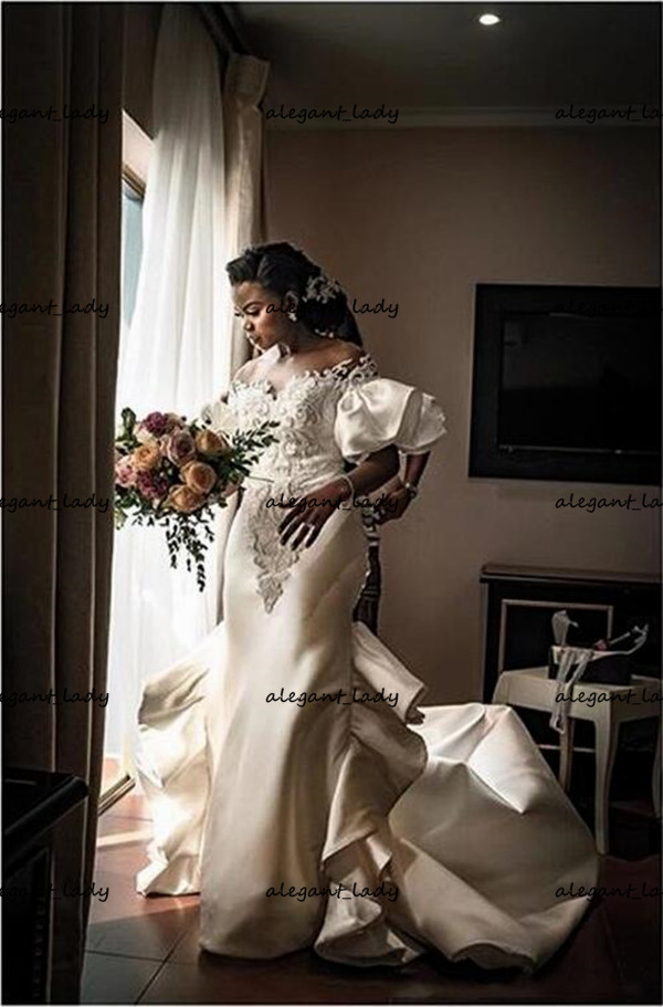 African Mermaid Wedding Dresses 3D-Floral Applique Lace Ruffles Satin Bridal Gown Sweep Train Custom Made Robe De Mariee