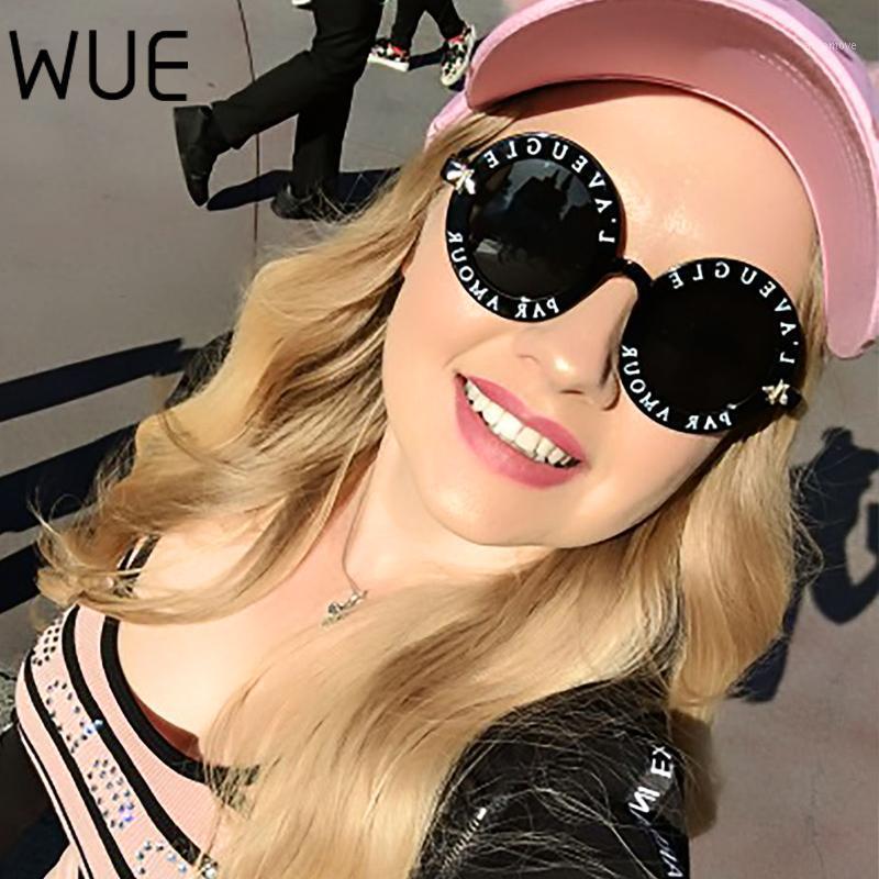 Fashion Unisex Round Retro Sunglasses Women Vintage Glasses Circle Classic Bee Letter Sun Glasses Men Shades Visor Oculos Top1
Fashion Unisex Round Retro Sunglasses Women Vintage Glasses Circle Classic Bee Letter Sun Glasses Men Shades Visor Oculos Top1