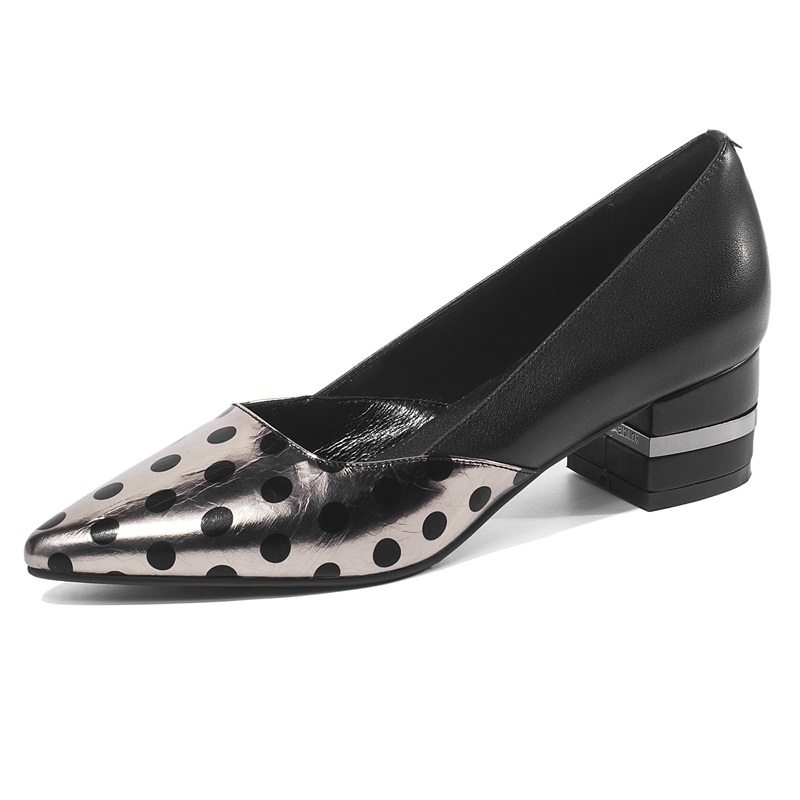 2021 New Size Big 34-42 Genuine Hide Women Mark Party Flower Ladies High Heels to Woman Shoes Xeru, Gun color
2021 New Size Big 34-42 Genuine Hide Women Mark Party Flower Ladies High Heels to Woman Shoes Xeru, Gun color