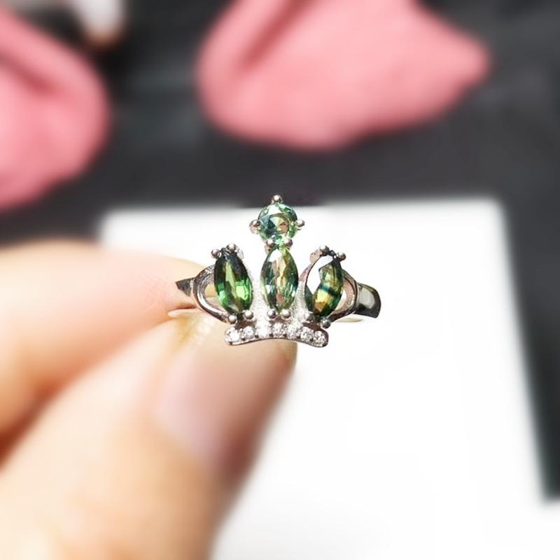 Cluster Rings Natural Real Yellow Green Sapphire Crown Style Ring 0.2ct*3pcs 0.15ct*1pc Gemstone 925 Sterling Silver T2091114, Golden;silver 
Cluster Rings Natural Real Yellow Green Sapphire Crown Style Ring 0.2ct*3pcs 0.15ct*1pc Gemstone 925 Sterling Silver T2091114, Golden;silver