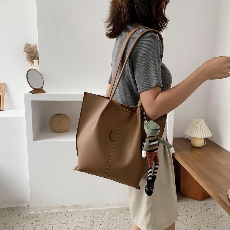 bags for women 2021 Solid color Simple PU leather Women's shoulder handbag bolsos para mujer purse luxury bag bolsos de mujer, Black
bags for women 2021 Solid color Simple PU leather Women's shoulder handbag bolsos para mujer purse luxury bag bolsos de mujer, Black