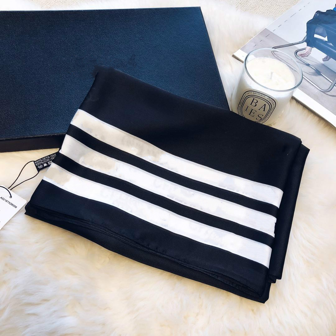 2021 Winter Fashion classic free shipping costs High quality genuine silk scarf soft tassels simple warm scarves AB15
2021 Winter Fashion classic free shipping costs High quality genuine silk scarf soft tassels simple warm scarves AB15