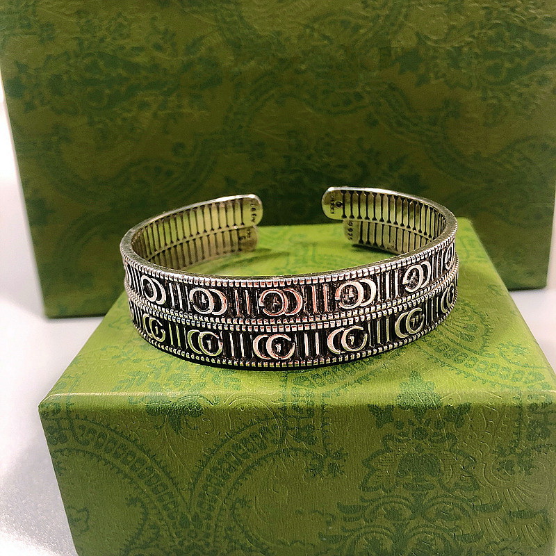 Double G letters Stripe Bangle Retro silver Couple Bracelets Trend Fashion Men's Women's open Bracelet
Double G letters Stripe Bangle Retro silver Couple Bracelets Trend Fashion Men's Women's open Bracelet